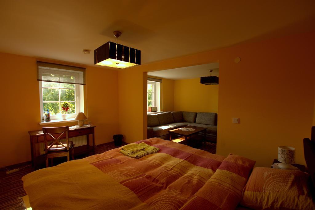Virulase Holiday Home โตยลา ภายนอก รูปภาพ