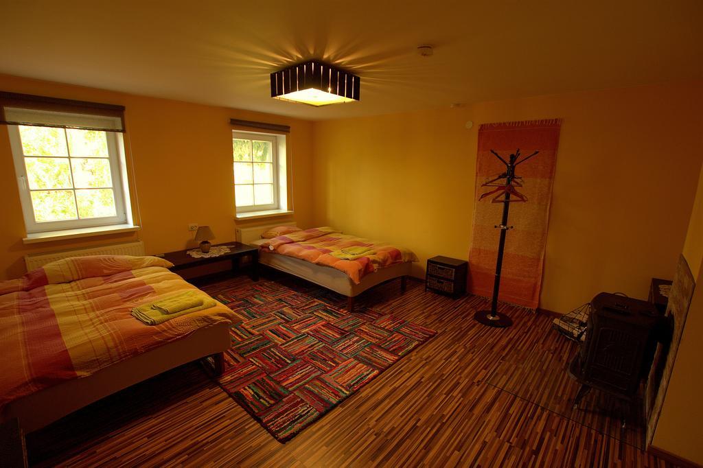 Virulase Holiday Home โตยลา ภายนอก รูปภาพ